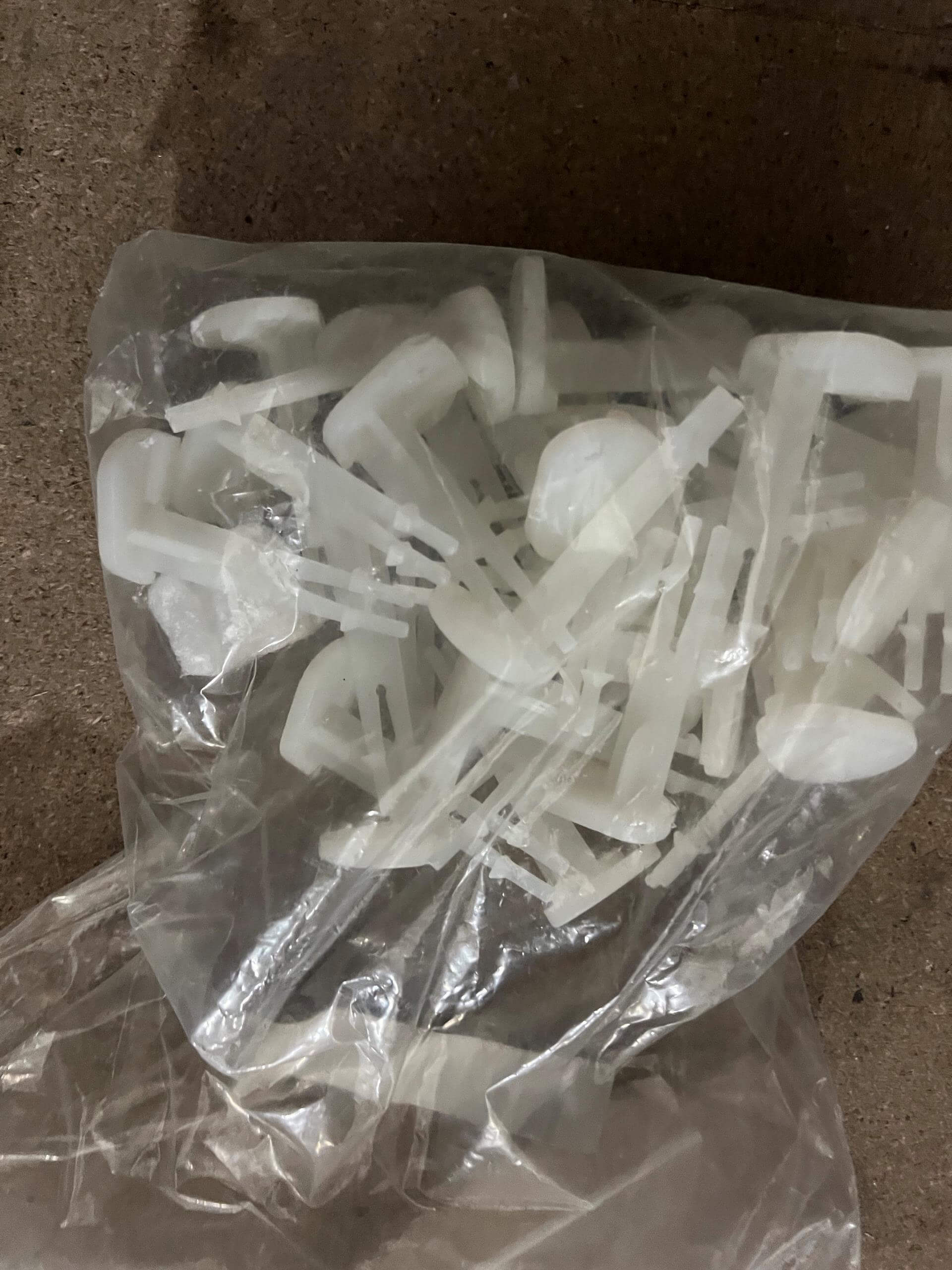 Clips
